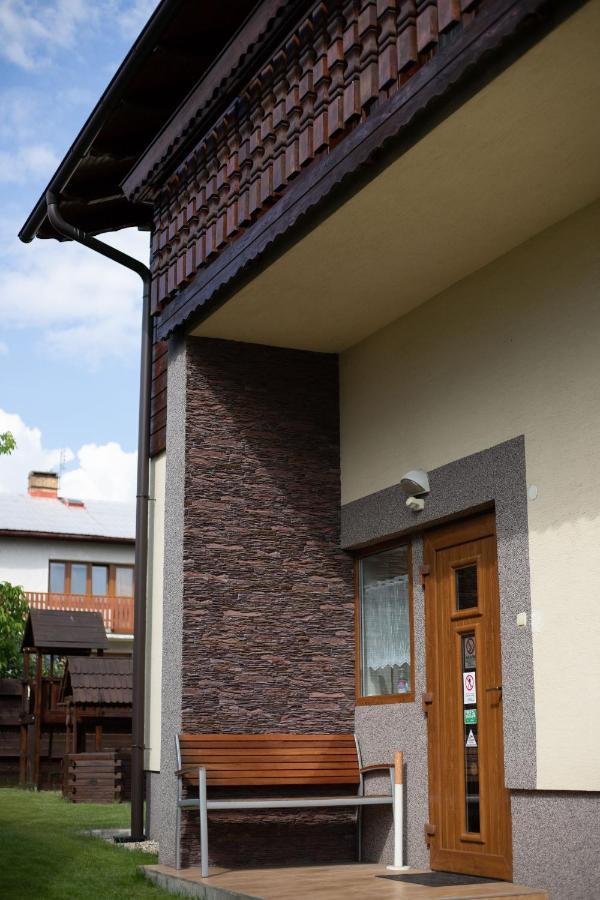 Guest House Fleurs Liptovský Mikuláš Buitenkant foto