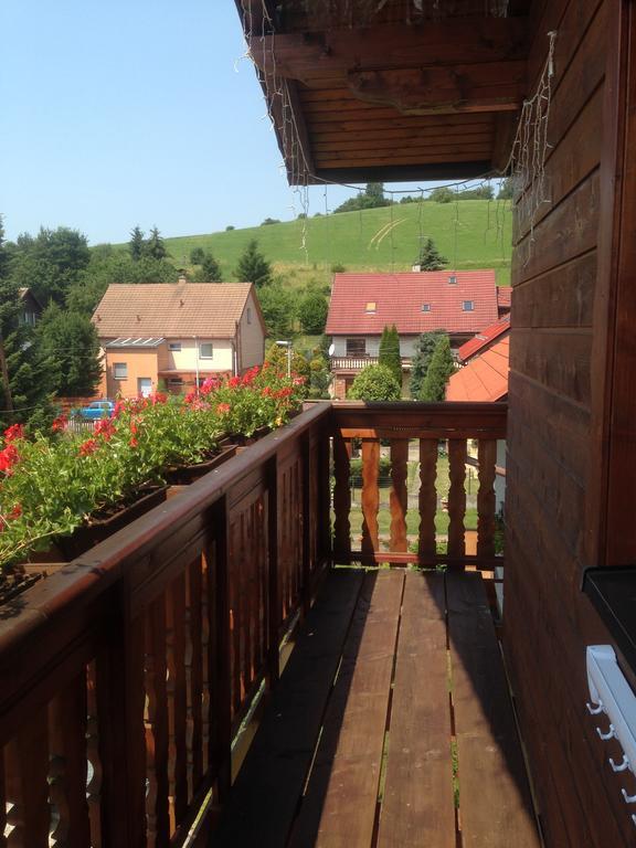Guest House Fleurs Liptovský Mikuláš Buitenkant foto